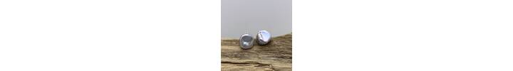 Pearl stud earrings 5