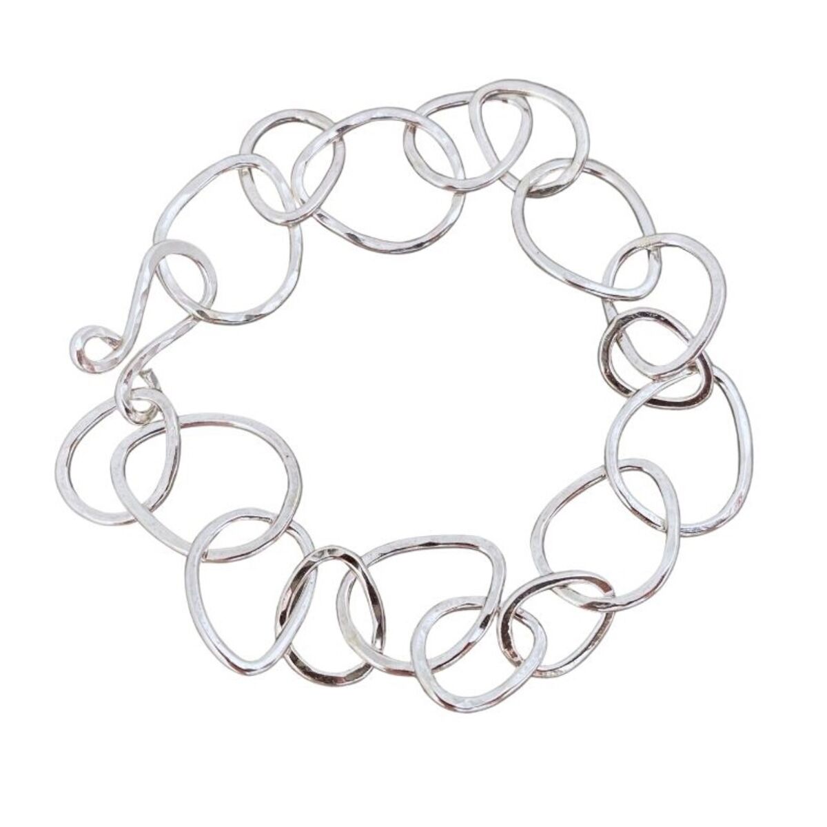 Hammered silver chain bracelet