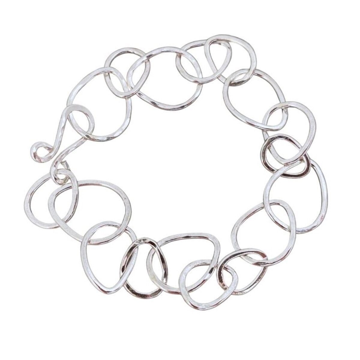 Hammered silver chain bracelet