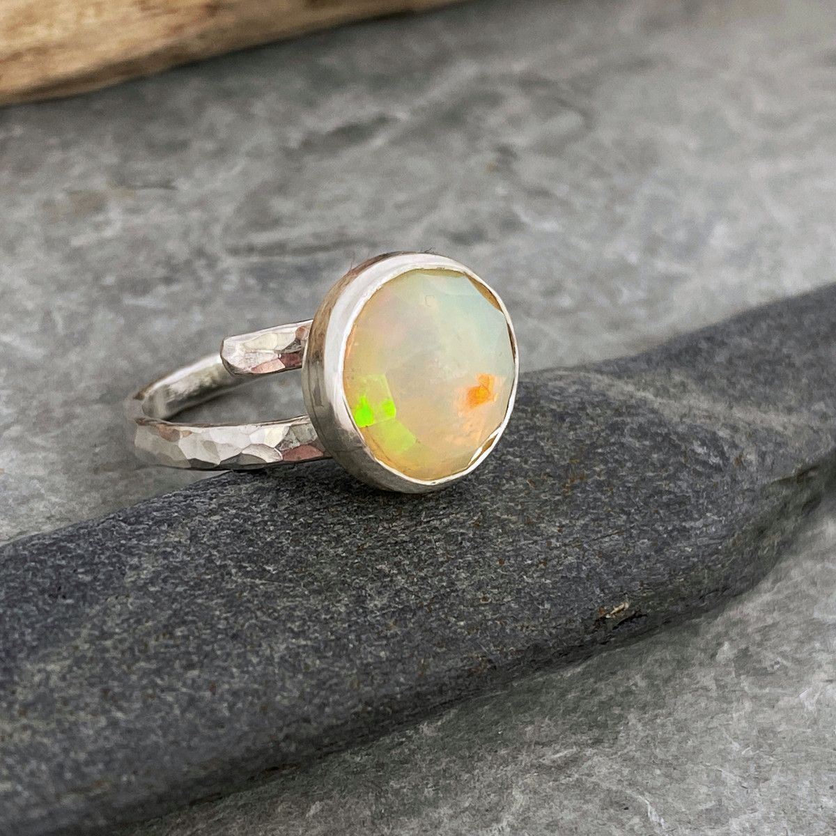 Large Opal ring 4 Large Opal ring 4