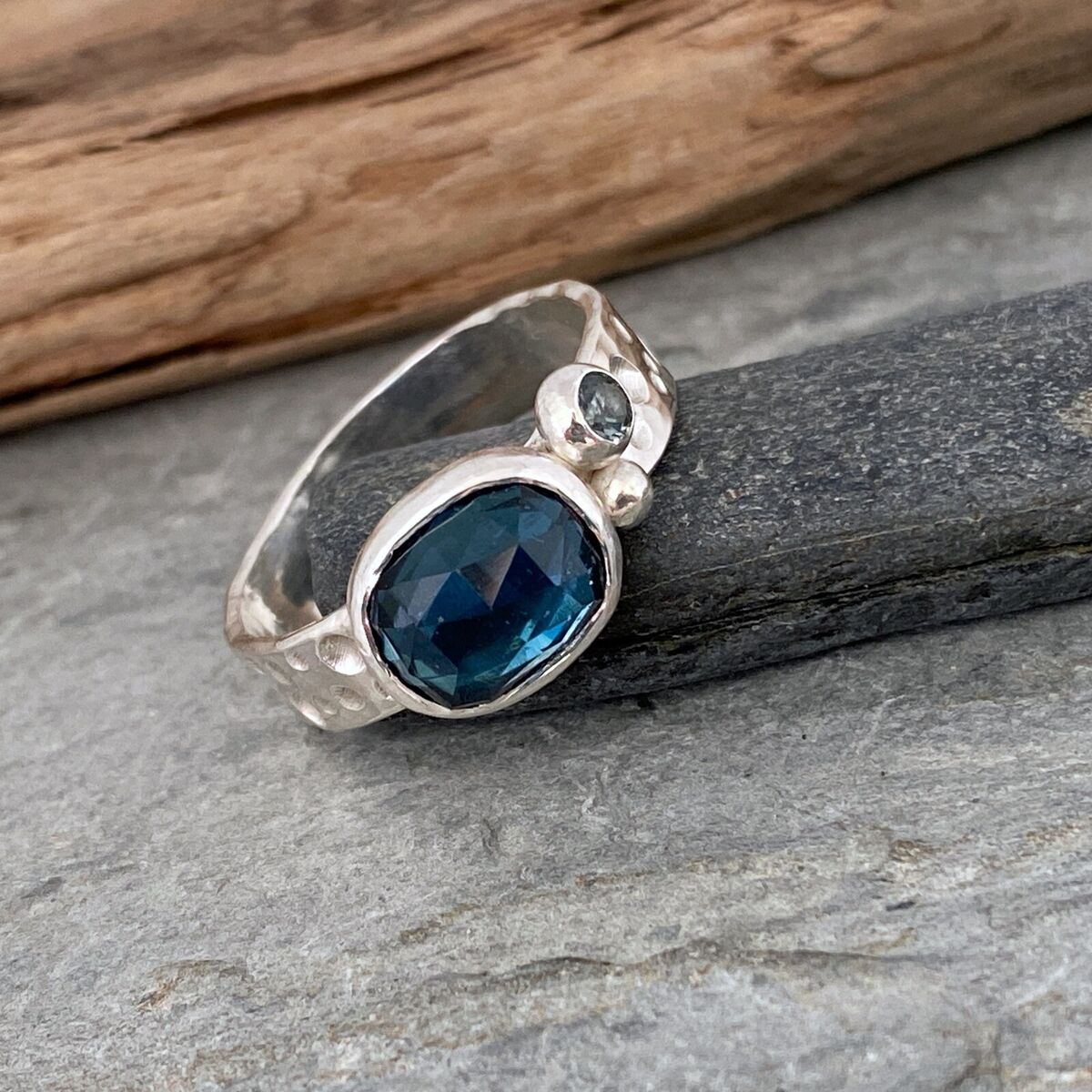 Blue Topaz ring 4