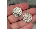 Round stud earrings 3