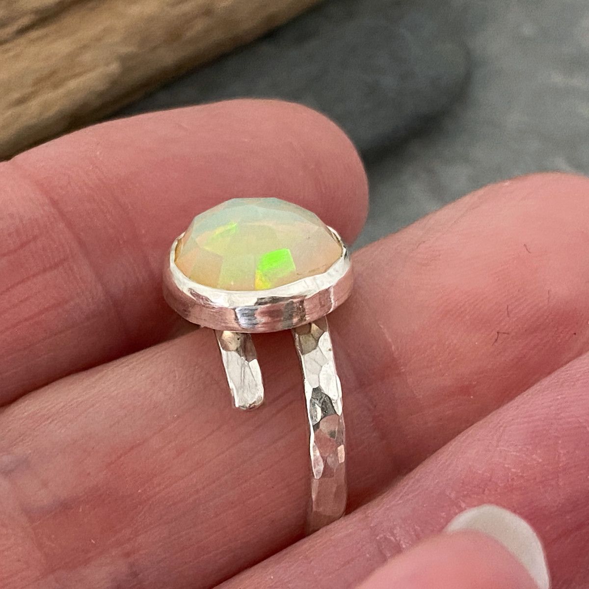 Large Opal ring 5 Large Opal ring 5