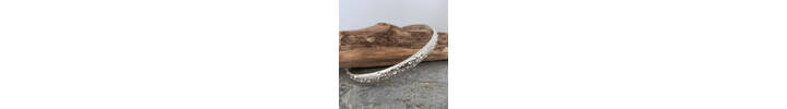 Solid silver bubbles patterned bangle