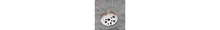 Round silver necklace 4