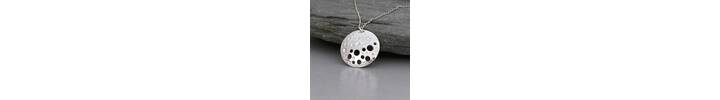 Round silver necklace 2