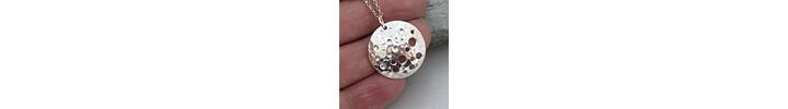 Round silver necklace 3