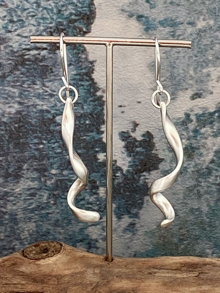 Long dangle brushed silver earrings 3