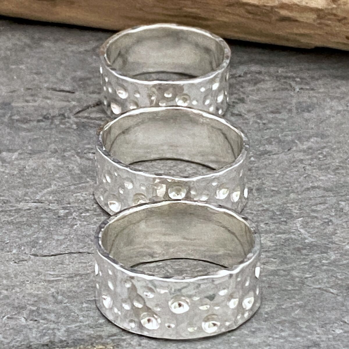 Wide hammered ring Wide hammered ring