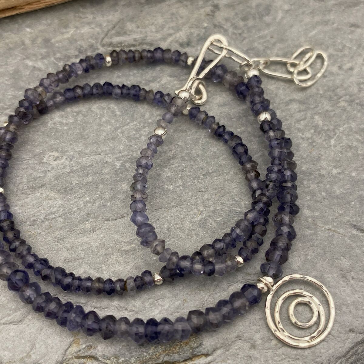 Blue Iolite beaded necklace with silver details 4