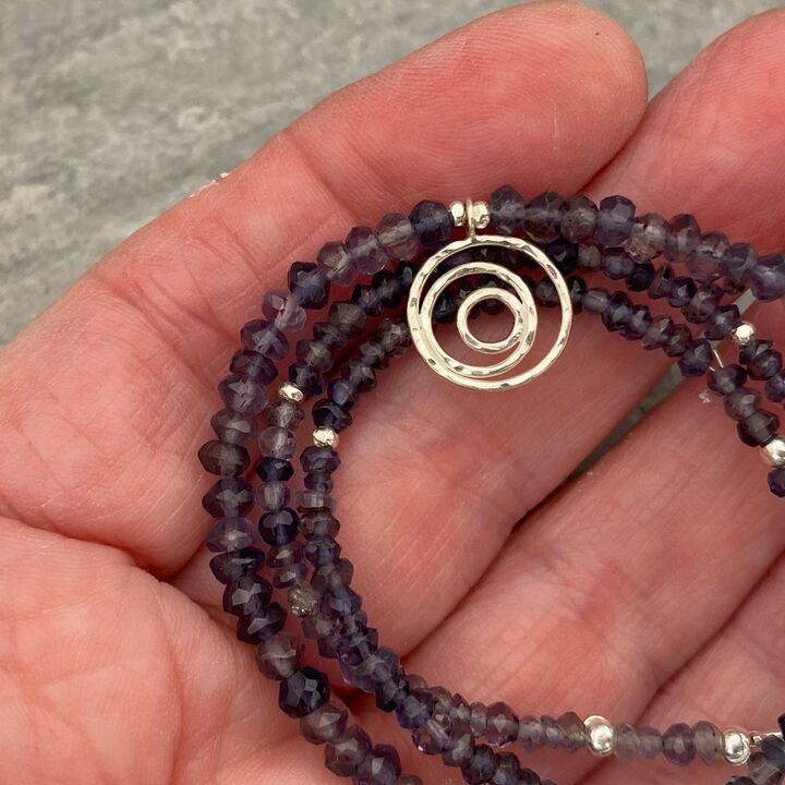 Blue Iolite beaded necklace with silver details 5