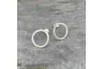 Hammered patterned open circle stud earrings 3