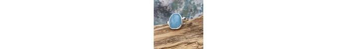 Aquamarine ring 2