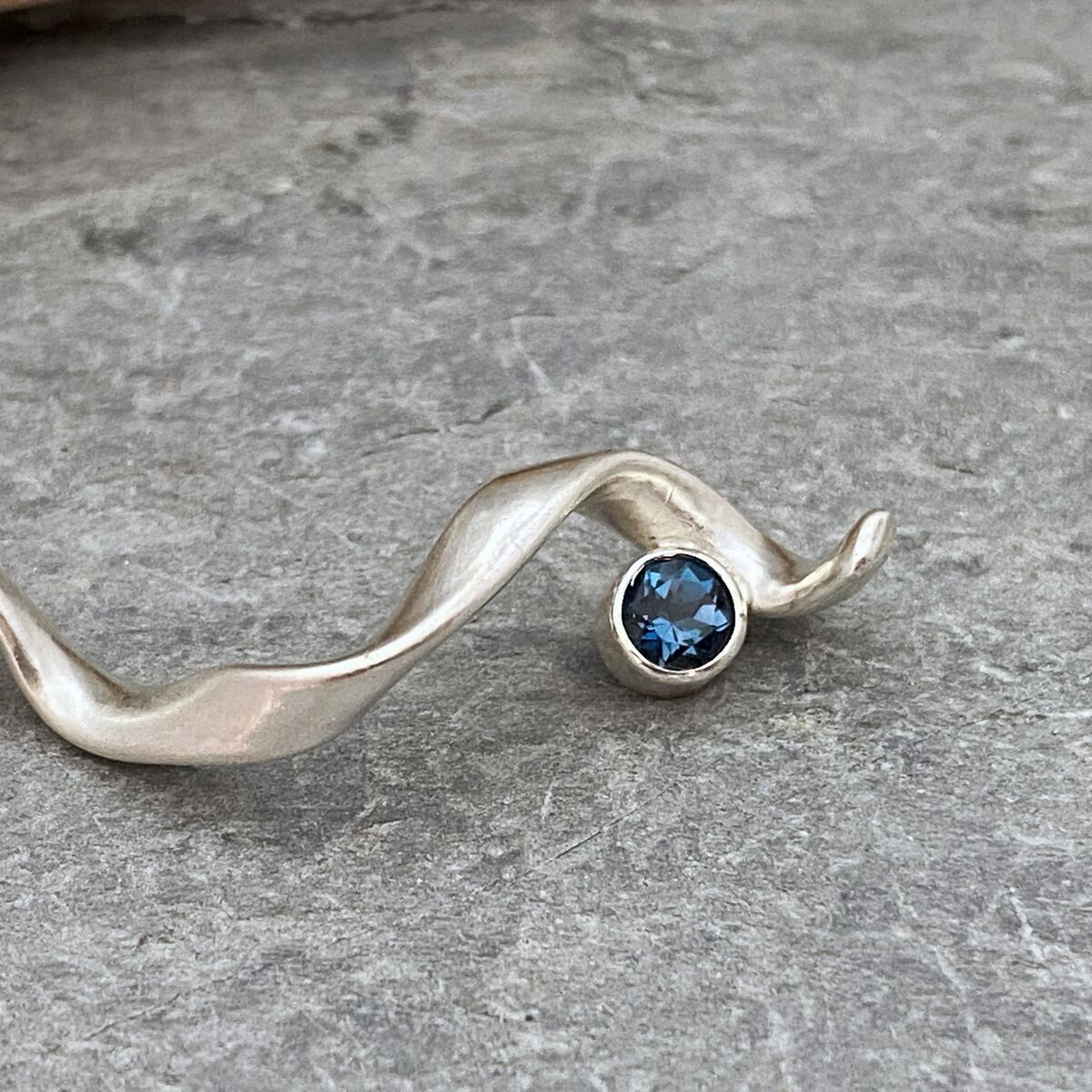 Twisted silver Topaz pendant  3
