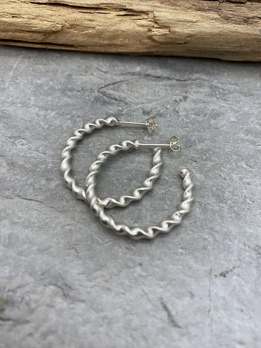 Twisted silver hoop earrings 2