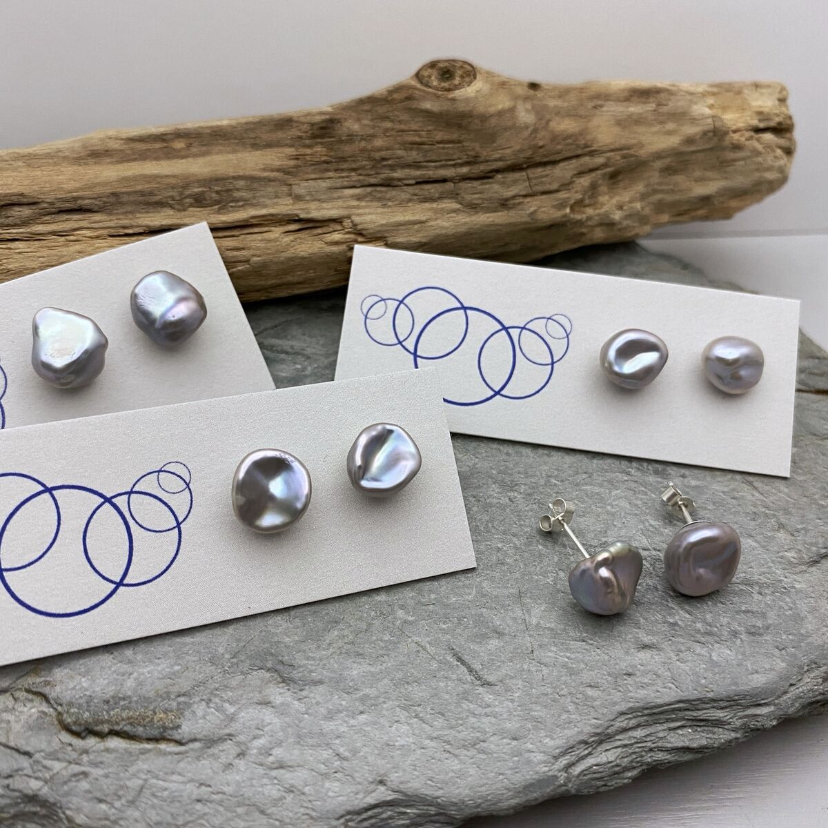 Pearl stud earrings 2