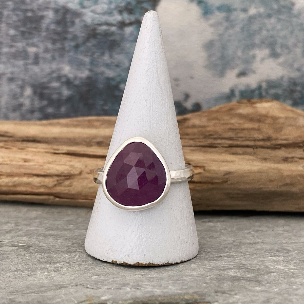 Purple sapphire ring 3