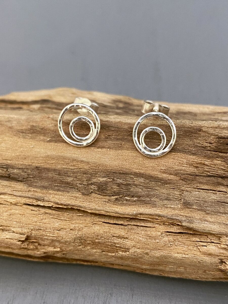 Tiny circle stud earrings 3 Tiny circle stud earrings 3