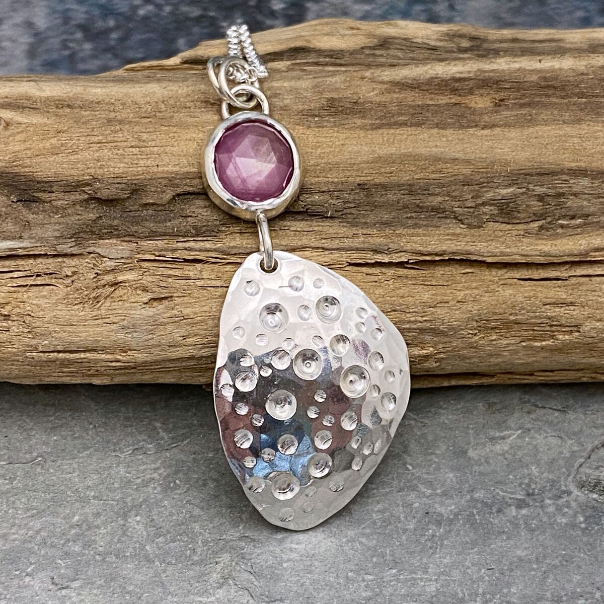 Rosecut Ruby bubbles pendant 2 Rosecut Ruby bubbles pendant 2