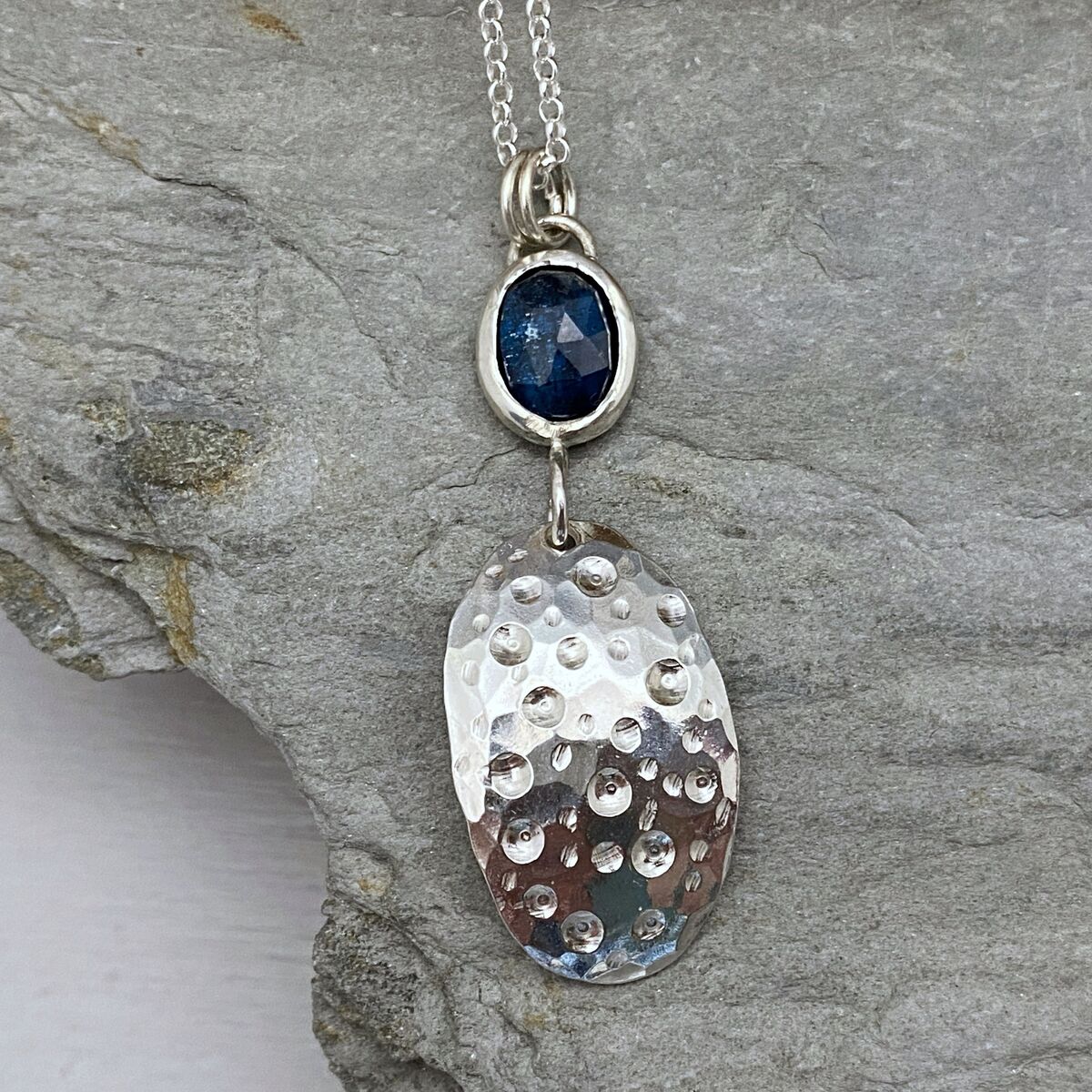 Neon sheen Apatite necklace Neon sheen Apatite necklace