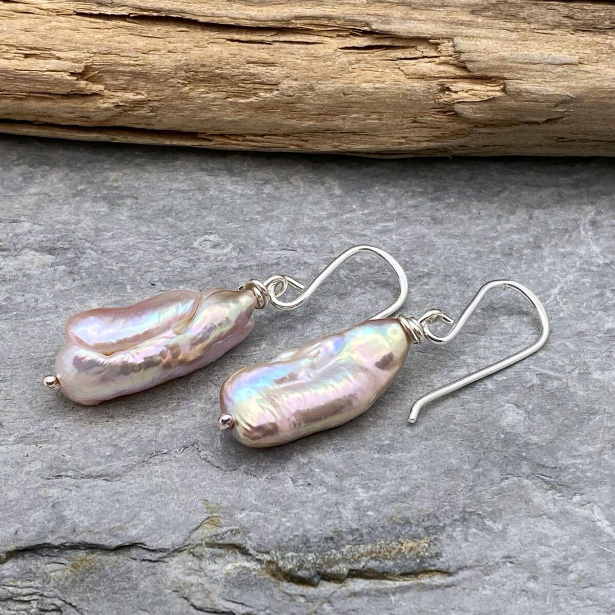 Pink stick pearl earrings 4 Pink stick pearl earrings 4
