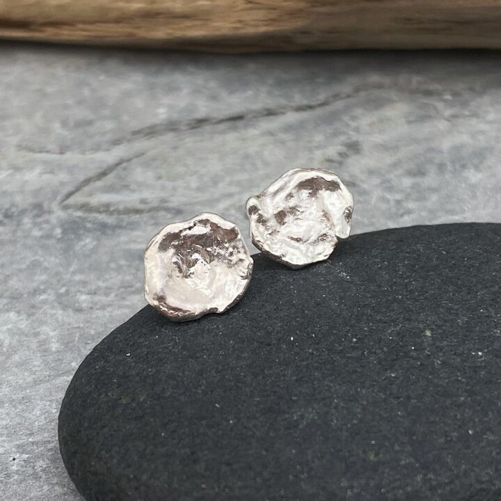 Small round stud earrings