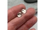 Small round stud earrings 3