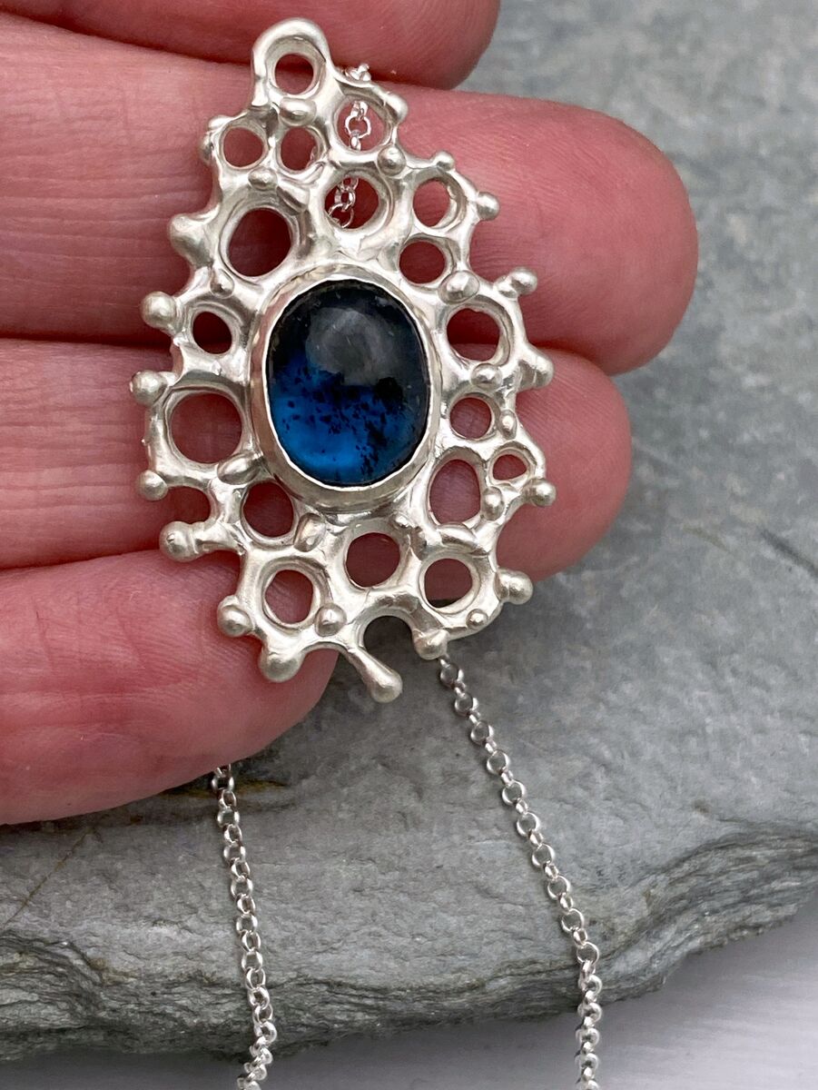 Kyanite and silver pendant 3