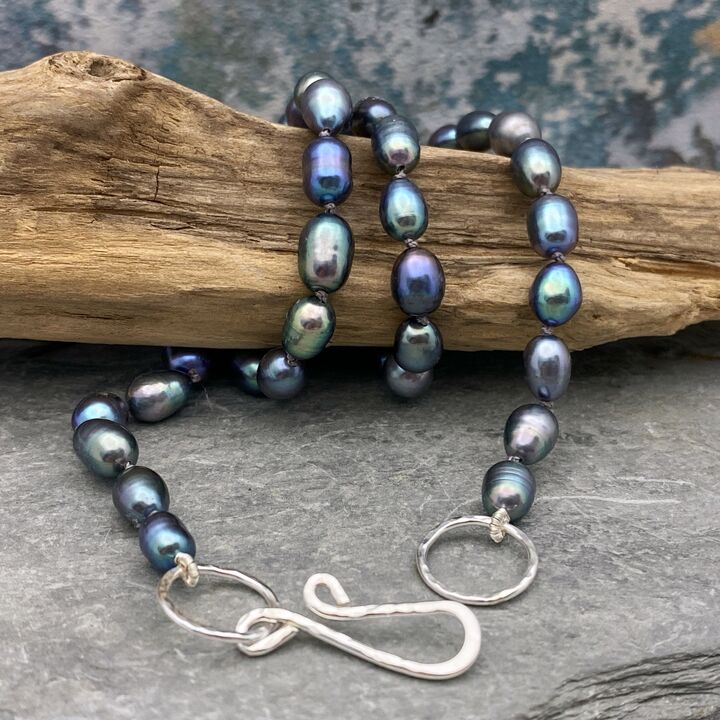 Pearl necklace 4