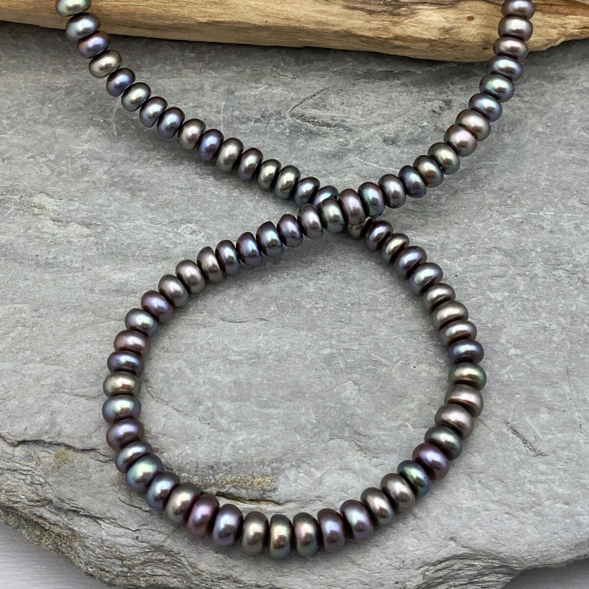 Pearl choker necklace 3 Pearl choker necklace 3