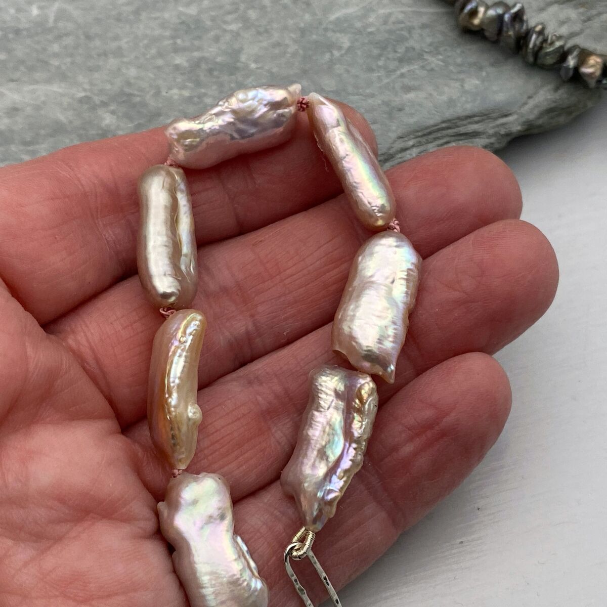 Pink stick pearls bracelet 3