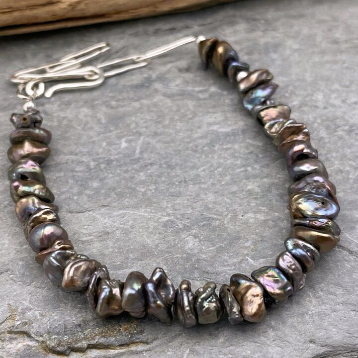 Peacock keshi pearls and paperclip chain bracelet 3