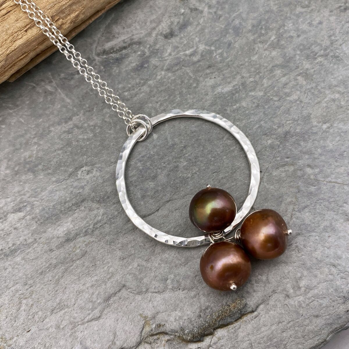 Bronze pearl necklace 2 Bronze pearl necklace 2