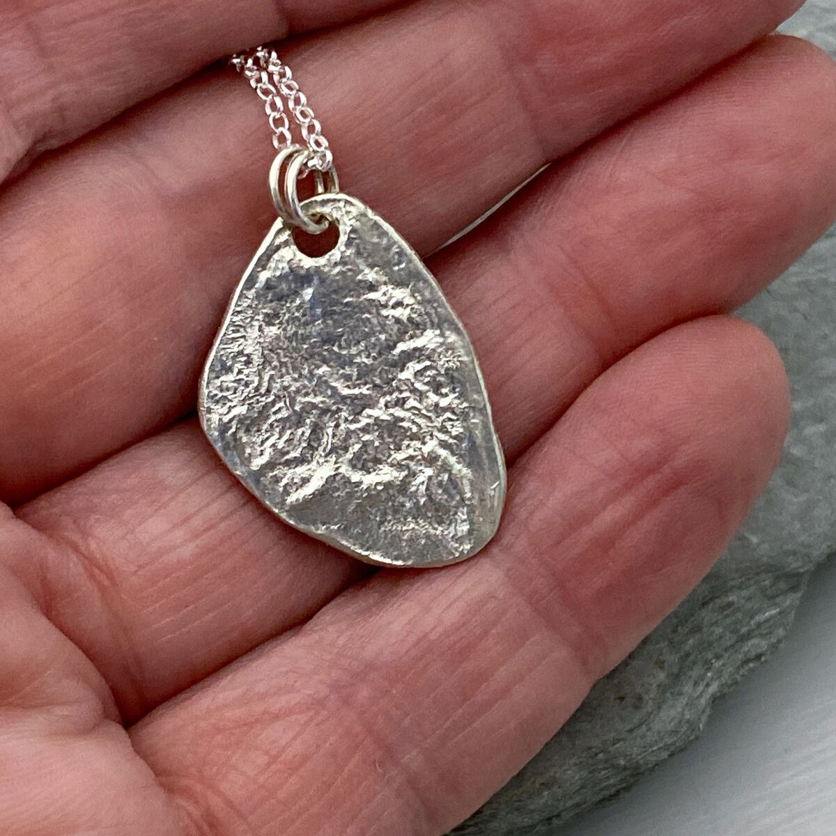 Textured reticulated silver with gemstones necklace 4