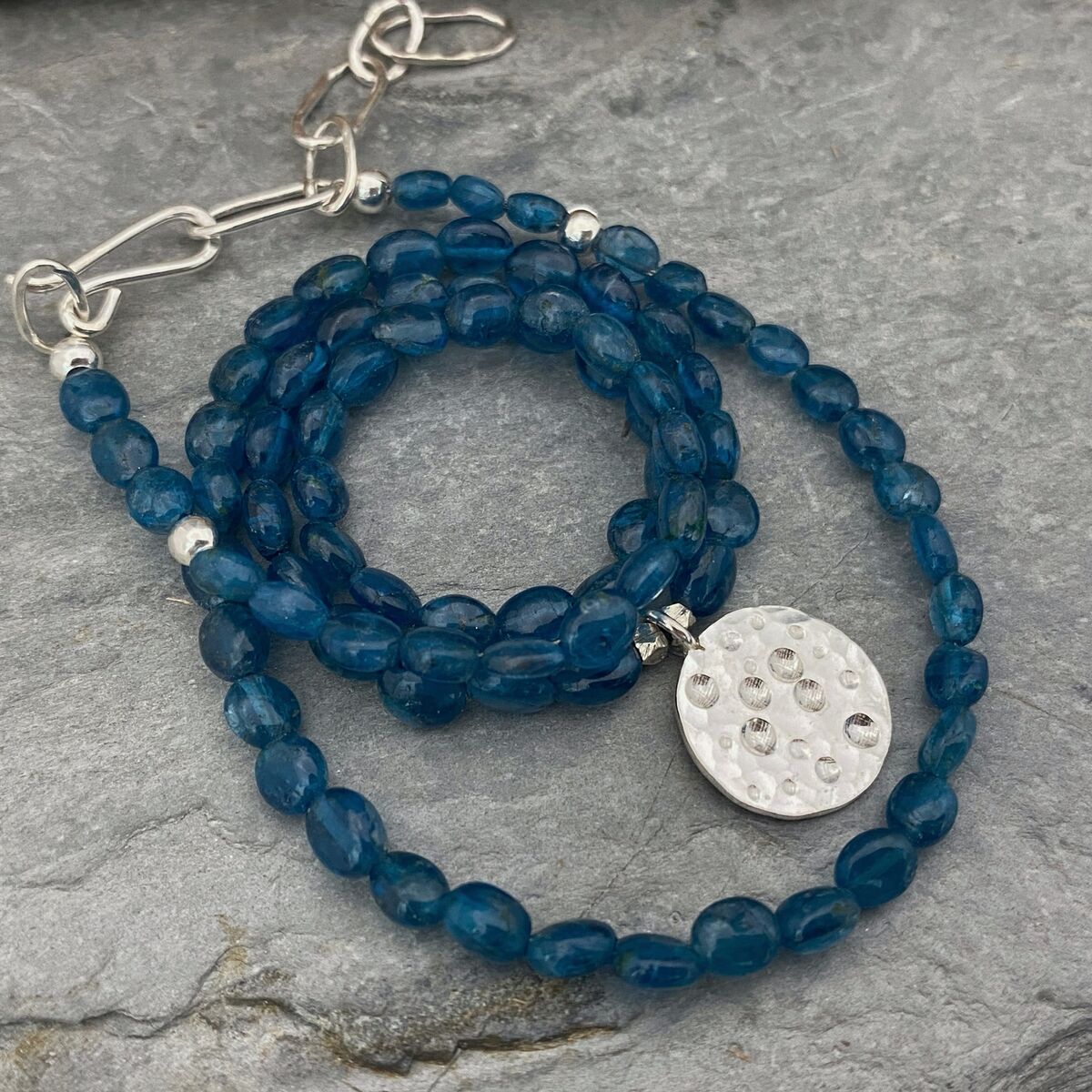 Kyanite bead and silver necklace 3