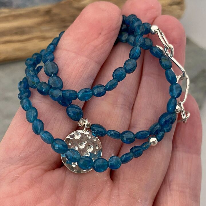 Kyanite bead and silver necklace 4