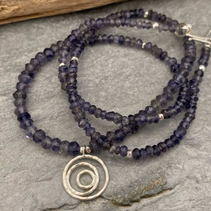 Blue Iolite beaded necklace with silver details 3