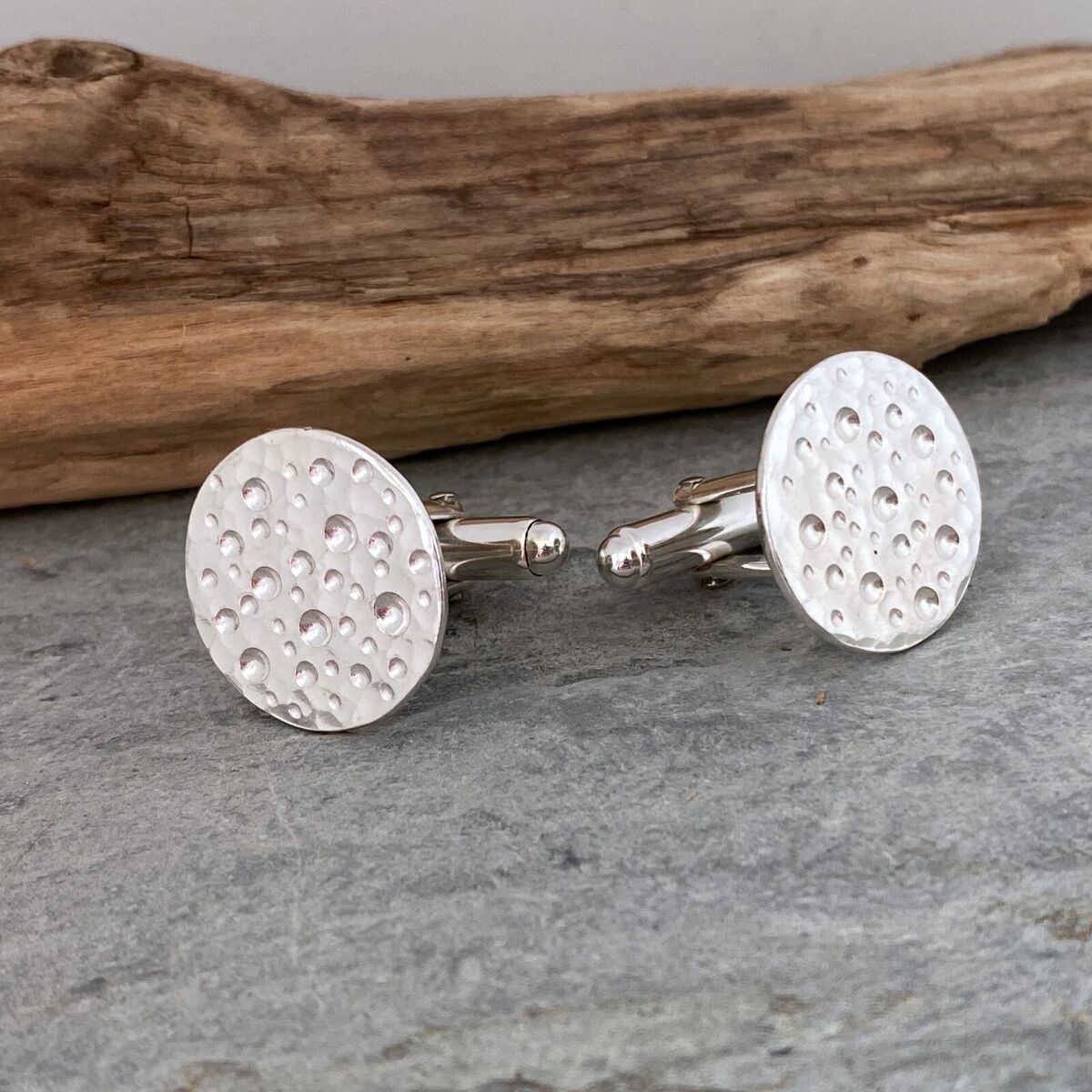 Round silver cufflinks 3