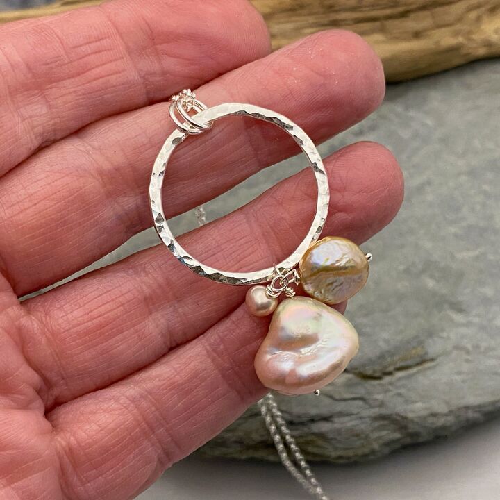 Pink pearl necklace  5