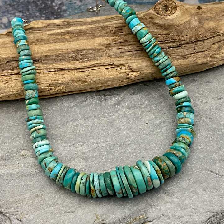 This is a picture of a Turquoise necklace 