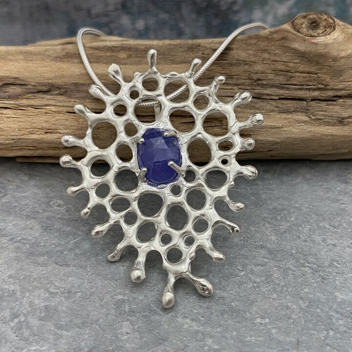 Tanzanite necklace 2