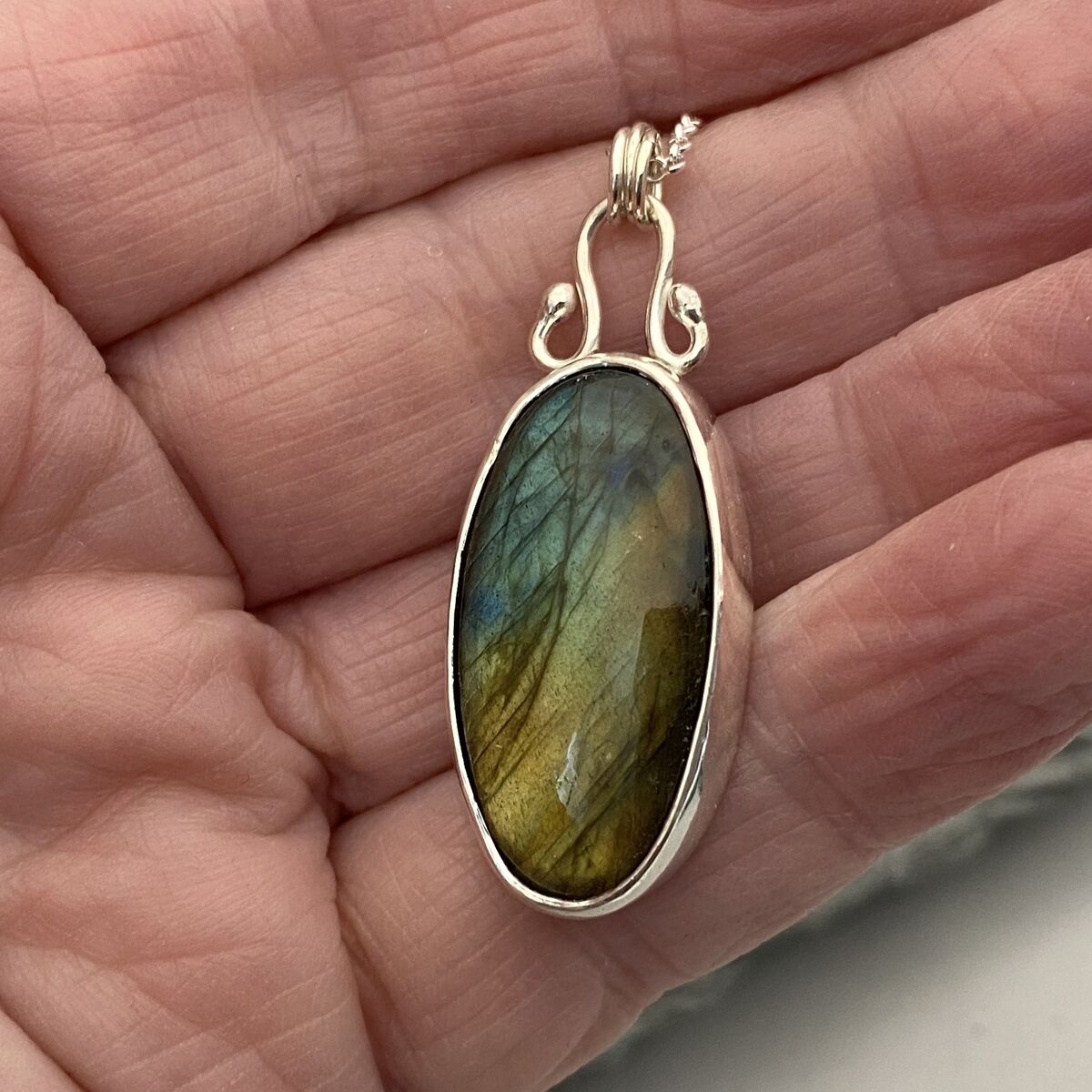 Labradorite pendant 5