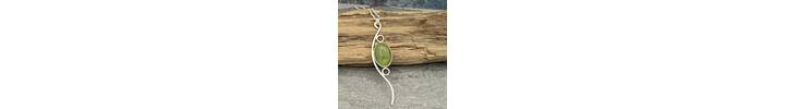Green garnet pendant 2