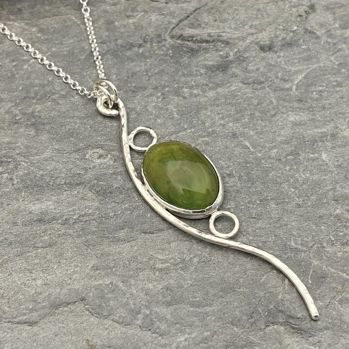 Green garnet pendant 4