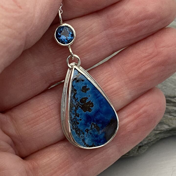 Shattuckite and Topaz pendant 6