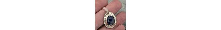 Dark blue sapphire pendant 7