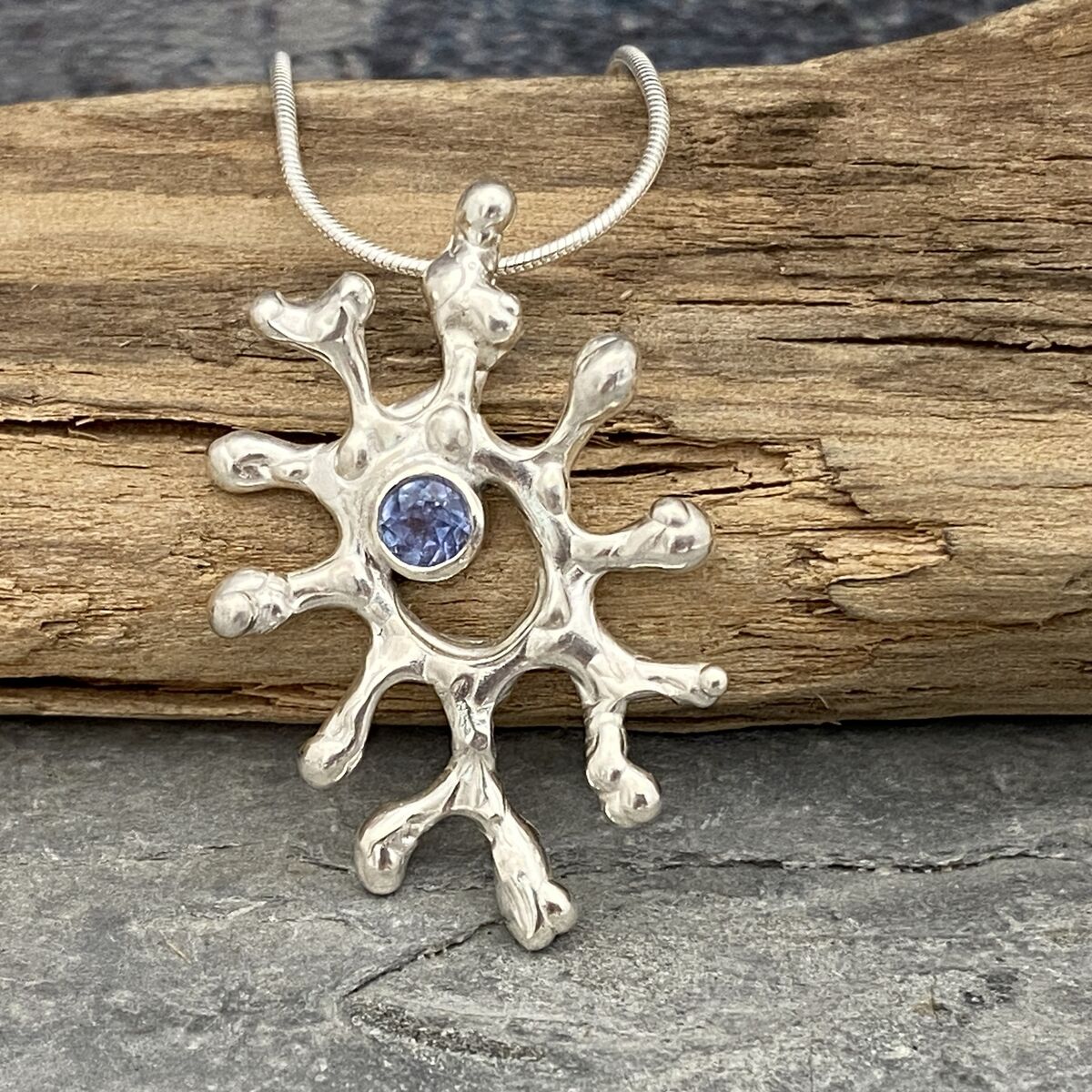 Sapphire coral shaped pendant 4