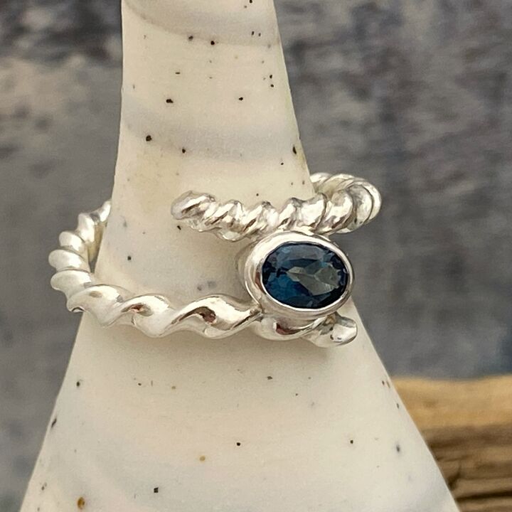 Twisted silver topaz ring 4
