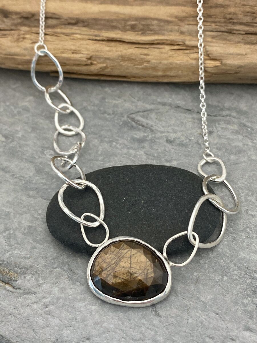 Brown sapphire necklace 2