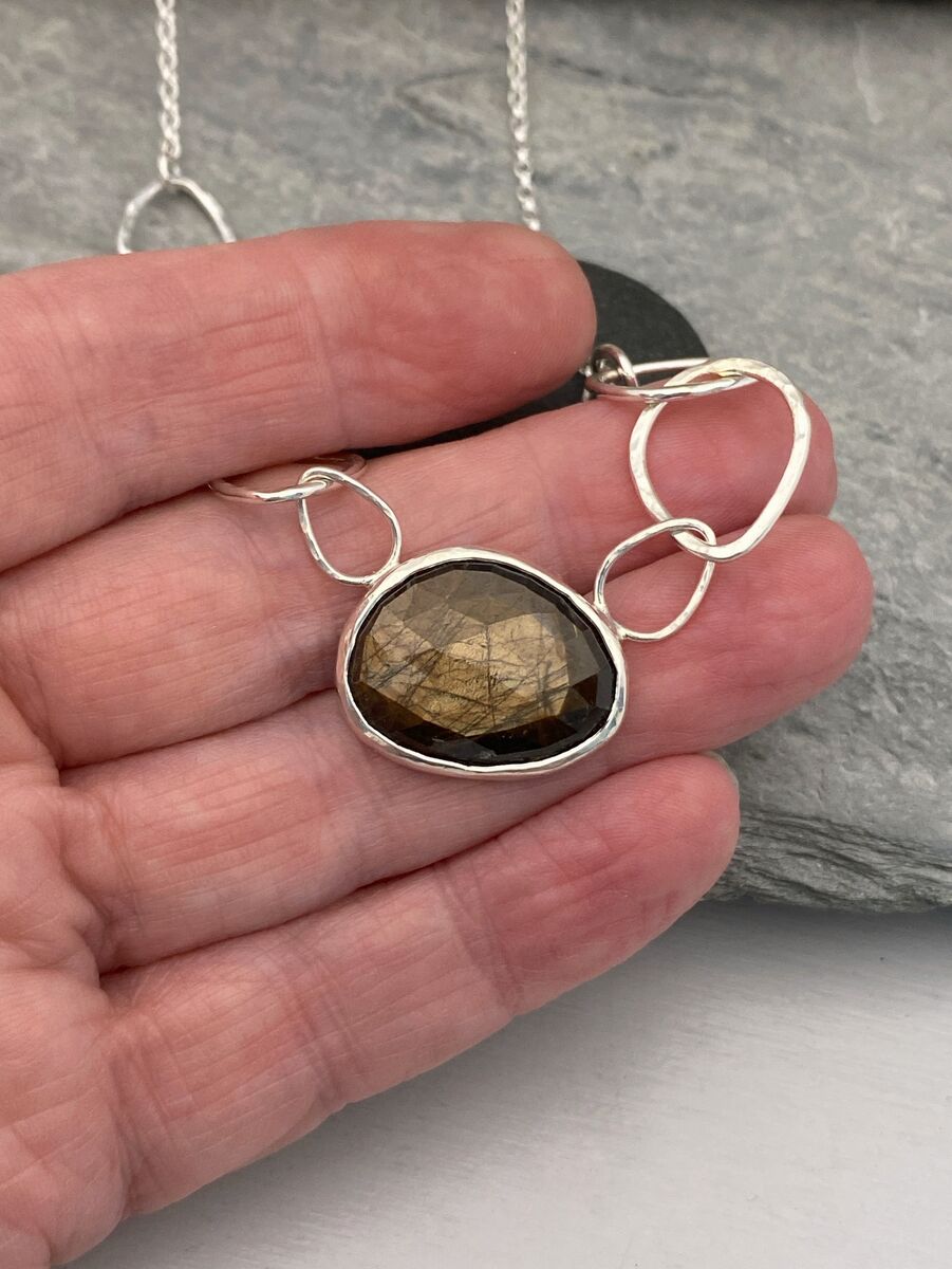 Brown sapphire necklace 3